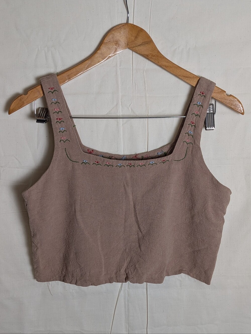 Embroidered Square Neck Crop Tank Top - Taupe